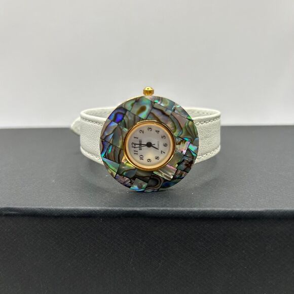 L. A. EXPRESS MOTHER OF PEARL LADIES LOGO WATCH  White Leather Strap - Picture 5 of 8